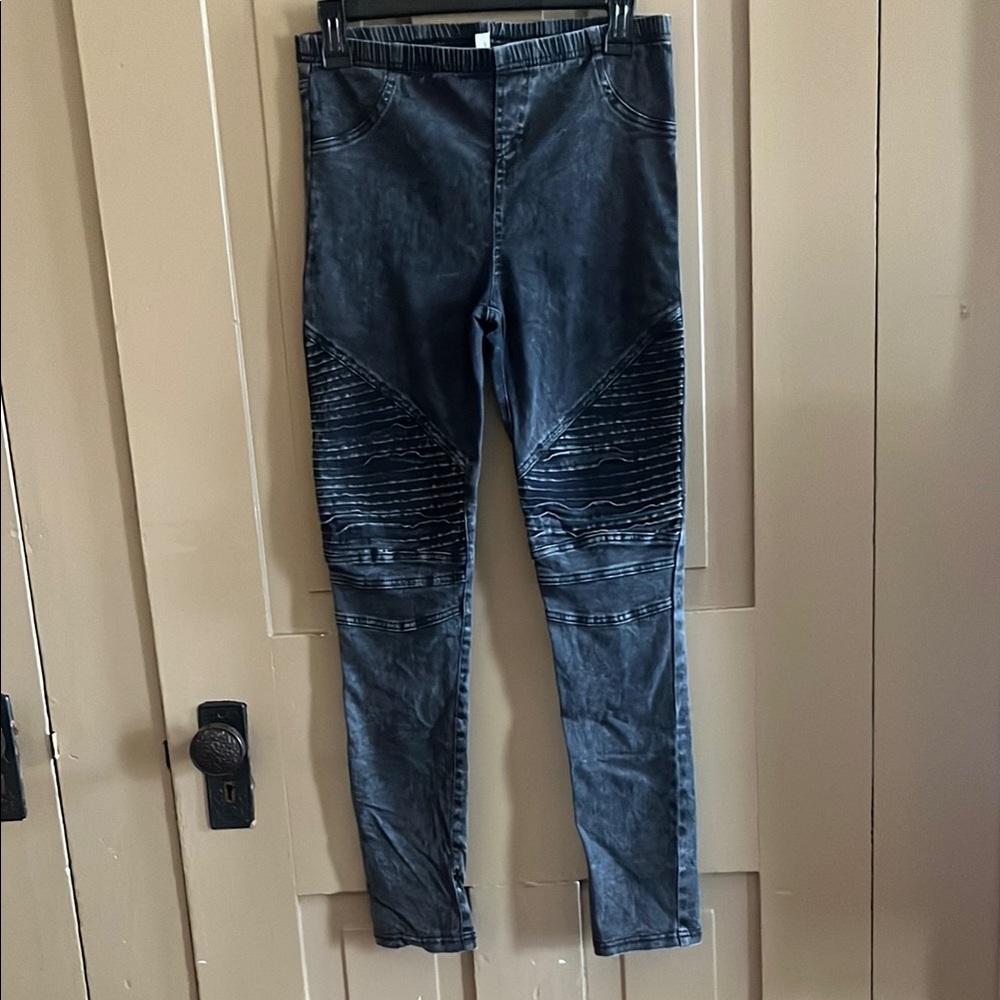 Stylish Black Moto Jeans